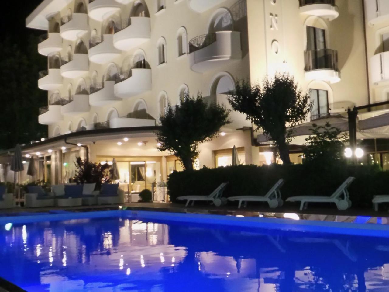 Hotel Nettuno Cervia Luaran gambar