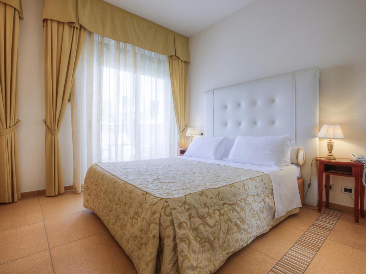 Hotel Nettuno Cervia Luaran gambar