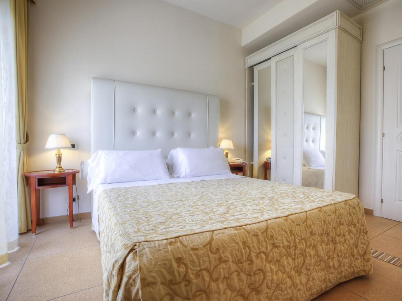 Hotel Nettuno Cervia Luaran gambar